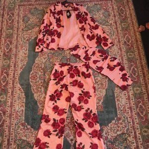 Fashion Nova - 3 Piece Lady Suit